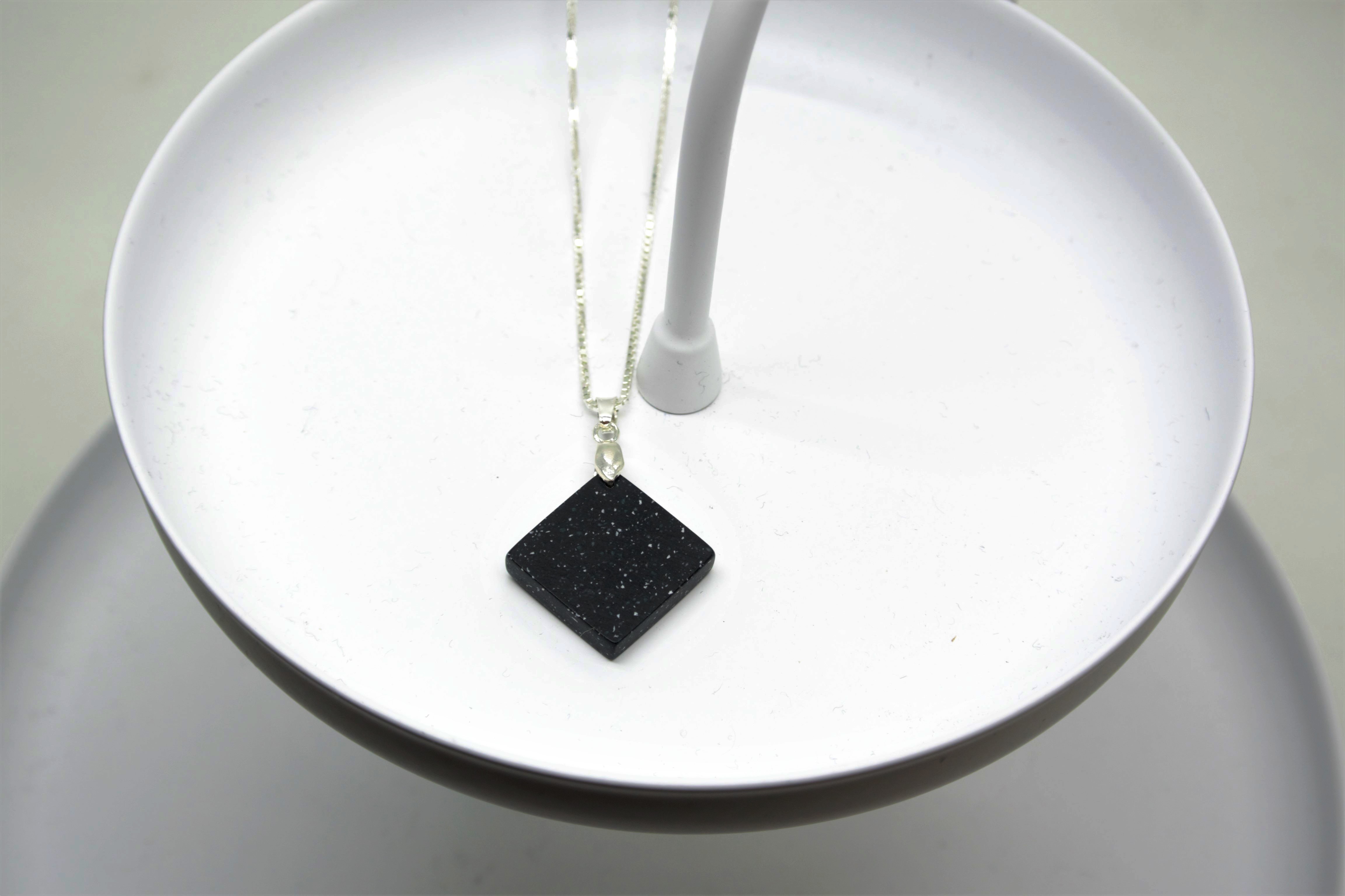 Little Tria Necklase in Deep Nocturne